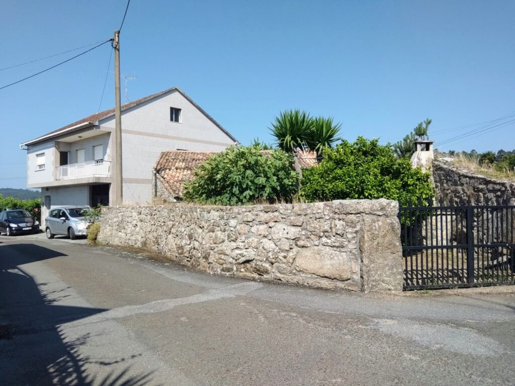 Vida Makai - buying property in Spain